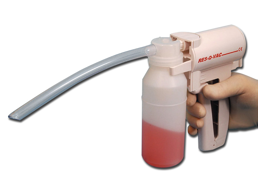 002Res-Q-Vac hand suction unit with filter